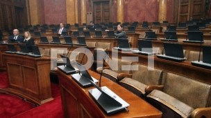 Parlament o nepoverenju Vladi
